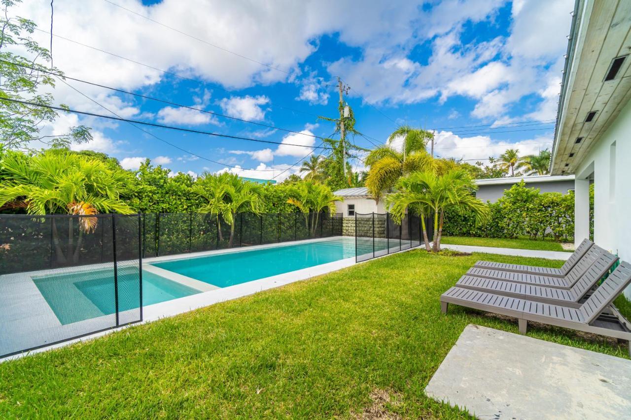 Luxury House 4 Beds Heated Pool W Jaccuzzi Apartamento North Bay Village Exterior foto