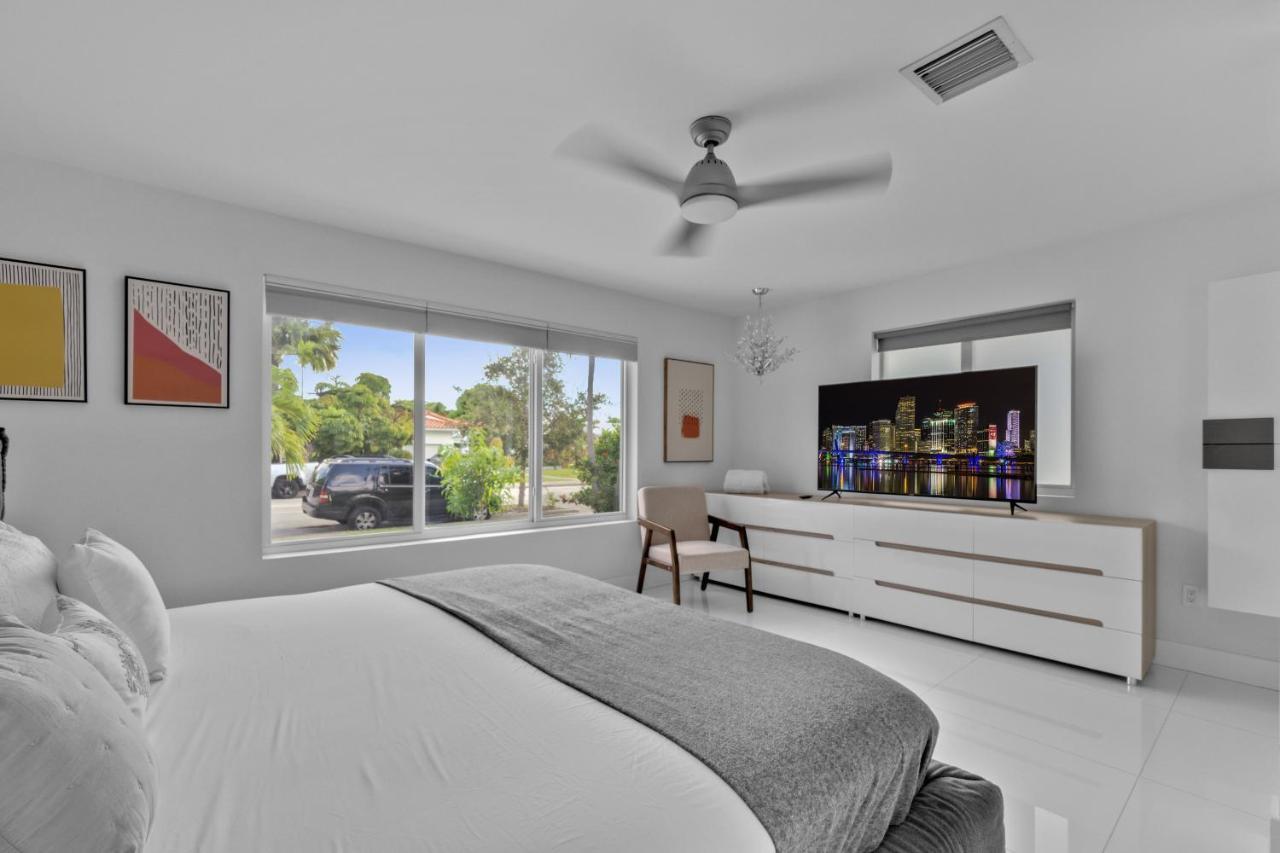 Luxury House 4 Beds Heated Pool W Jaccuzzi Apartamento North Bay Village Exterior foto