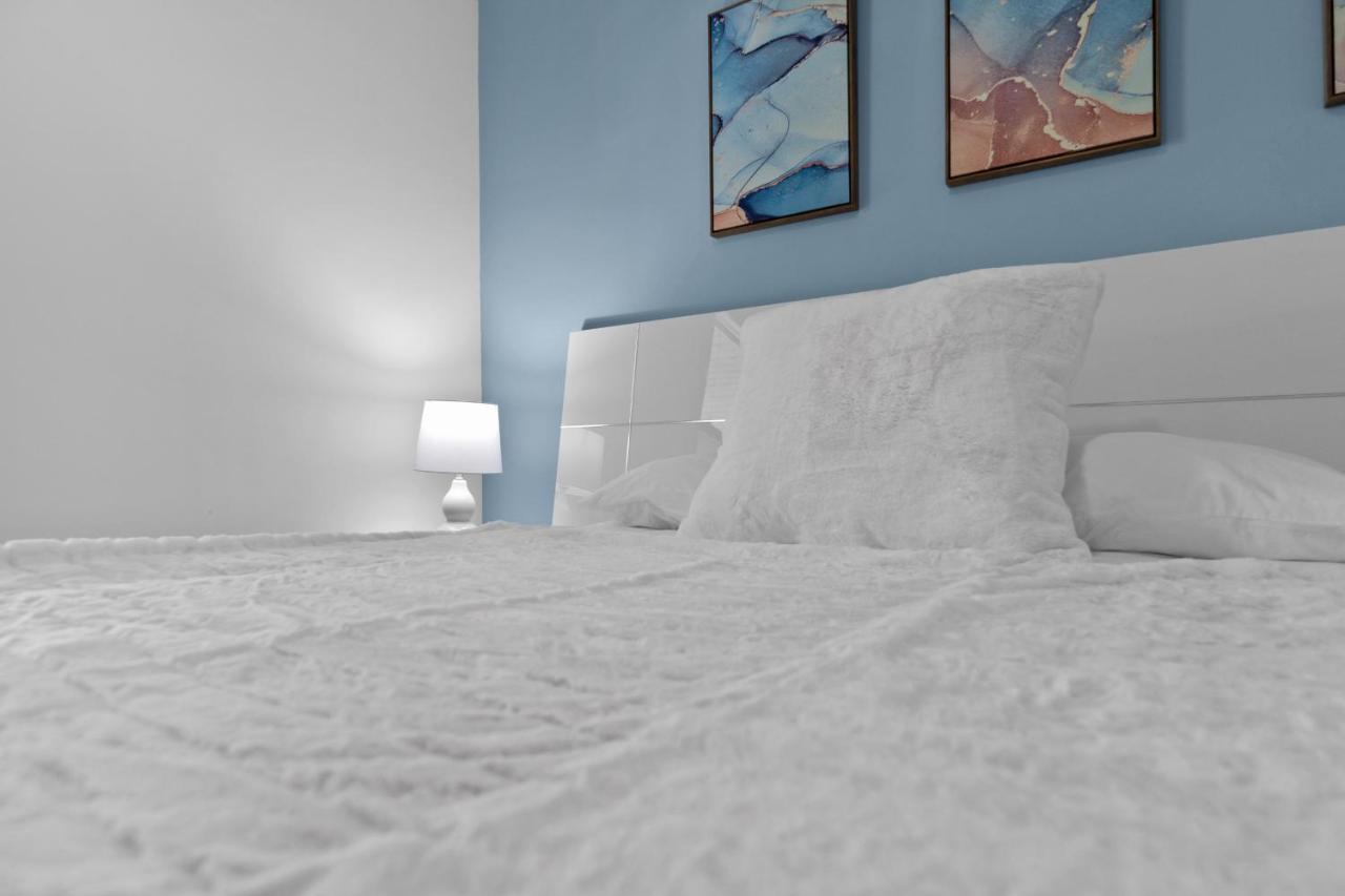 Luxury House 4 Beds Heated Pool W Jaccuzzi Apartamento North Bay Village Exterior foto