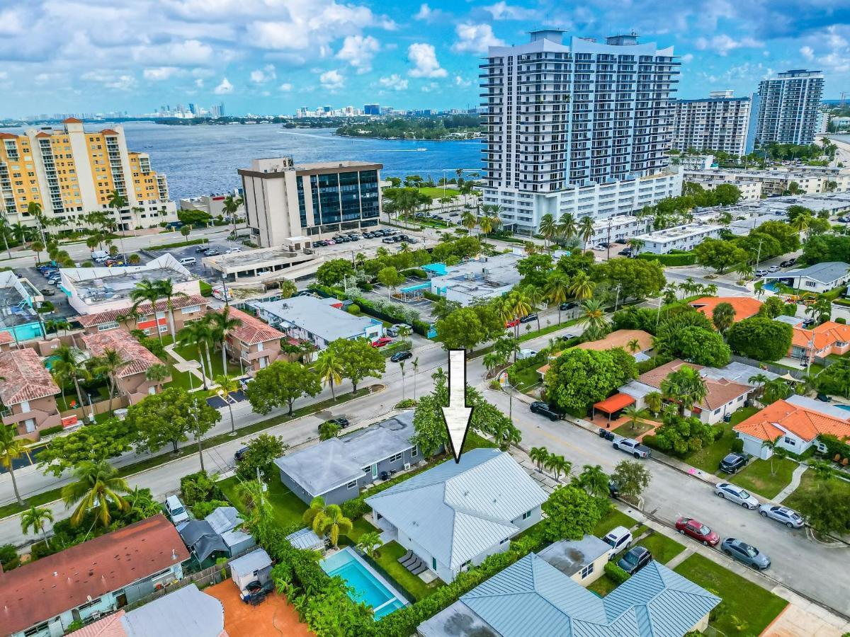 Luxury House 4 Beds Heated Pool W Jaccuzzi Apartamento North Bay Village Exterior foto