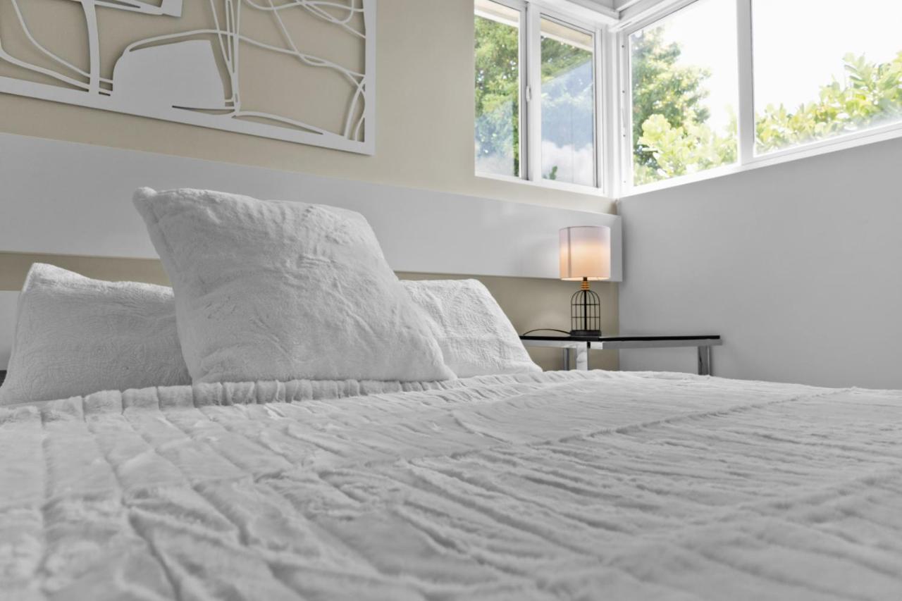 Luxury House 4 Beds Heated Pool W Jaccuzzi Apartamento North Bay Village Exterior foto
